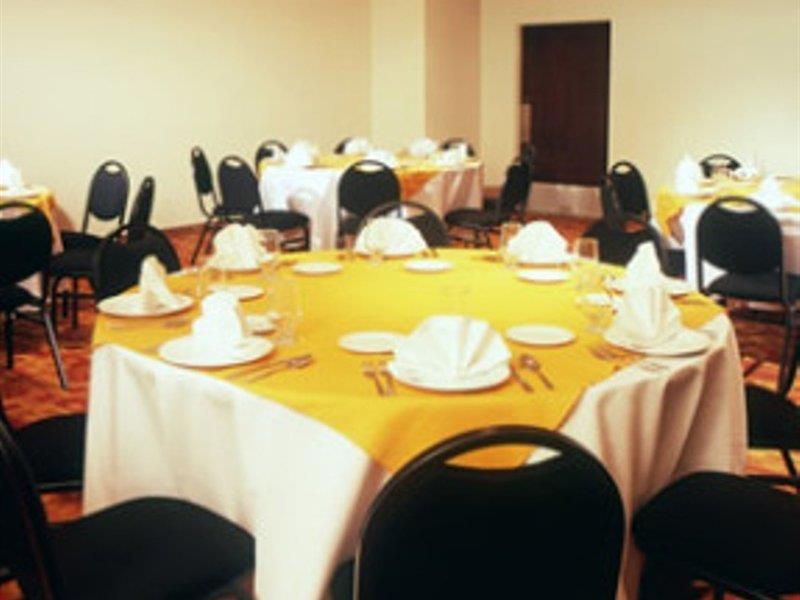 Fiesta Inn Toluca Centro Kültér fotó