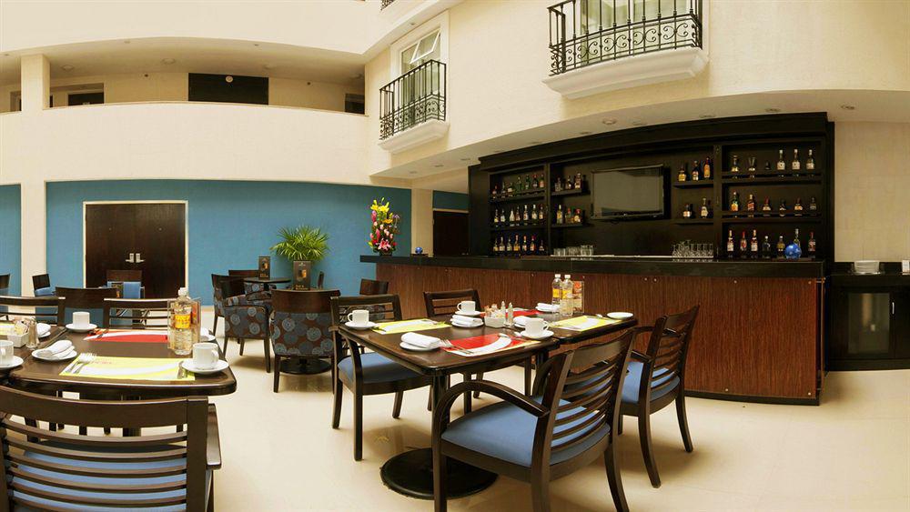 Fiesta Inn Toluca Centro Kültér fotó
